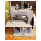 SINGER Sew Handy Child