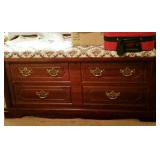 Super nice hope chest
