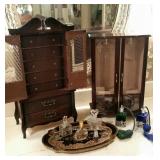 Nice Jewelry Boxes and perfume bottles