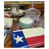 Show your Texas pride with this serving tray! 🤠