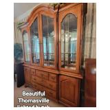 Beautiful Thomasville LIGHTED hutch