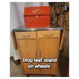Drop leaf island on wheels