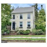 GUNNING AND COMPANY ESTATE SALES IS IN CHESTNUT HILL PA FOR 2 DAY SALE