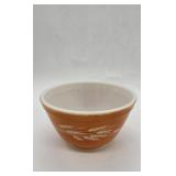 A Vintage 750ml Autumn Harvest Pyrex bowl #401