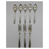 Set of 5 Spoons and 3 International Sterling Prelude flatware. 10.75 ounces. Total Weight.