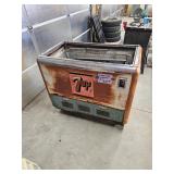 Vintage 7up Cooler