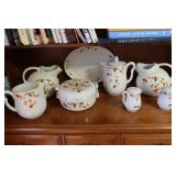 Hulls Jewel Serviing Pieces