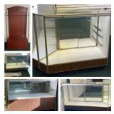 Display Cases  Bidding ends 4/3
