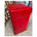 Magic Chef Retro Mini Refrigerator