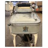 Vintage 1930’s Maytag Electric Washer 