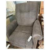 Position Reclining Lift Chair made by England Inc. New Tazewell, Tennessee. Chair is like new, only 