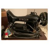 SINGER SEWING MACHINE
