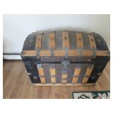 Orig. Trunk with trays