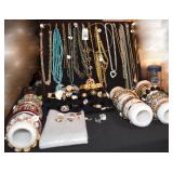 Bracelets Bracelets