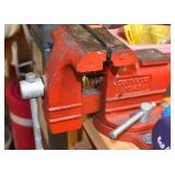 vise