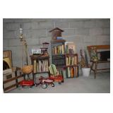 Decorator Toys Lamps Books Navity Bldg Vench