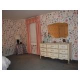 Bedroom with lamps and more