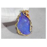 OPAL PENDANT DIAMOND 18K GOLD BO25.9CT D.10CT  https://www.liveauctioneers.com/item/147048295_opal-p