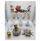 Porcelain, ceramic and spun glass trinkets