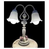Beautiful porcelain base with roses table lamp 20"