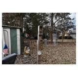 440-Back Yard 440-Back Yard