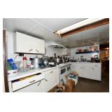 472-LL Kitchen 472-LL Kitchen