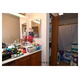560-Bathroom 560-Bathroom