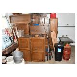 Garage (28) Garage (28)