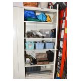 Garage (49) Garage (49)