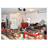 Garage (76) Garage (76)