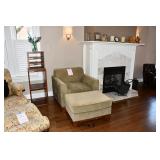 077-Living Room 077-Living Room