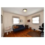 324-Bonus Room