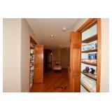 819-Hallway