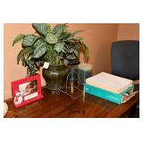 976-Office Lower Level
