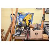 825-Garage 825-Garage