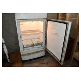906-Basement 906-Basement