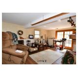 317-Family Room