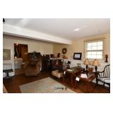 318-Family Room