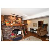 319-Family Room