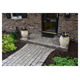 668-Front Yard