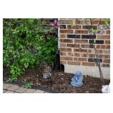 687-Front Yard