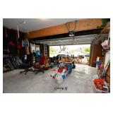 696-Garage