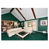 02 Family Room  (122)