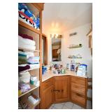 413-Bathroom B 413-Bathroom B