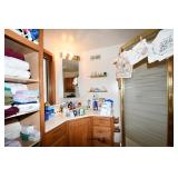 414-Bathroom B 414-Bathroom B