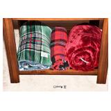 033-Family Room
