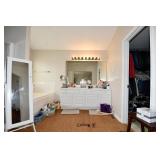 385-Bathroom A