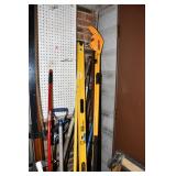 694-Garage 694-Garage