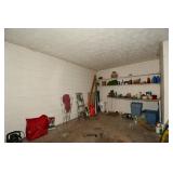 9 Garage (4) 9 Garage (4)