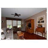038-Family Room 038-Family Room